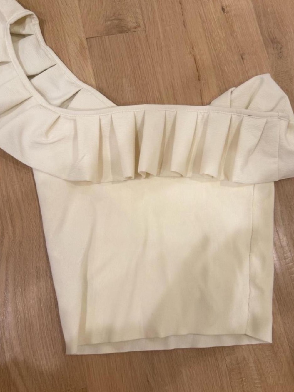 Zara Cream One-Shoulder Ruffle Top - Picture 3 of 4